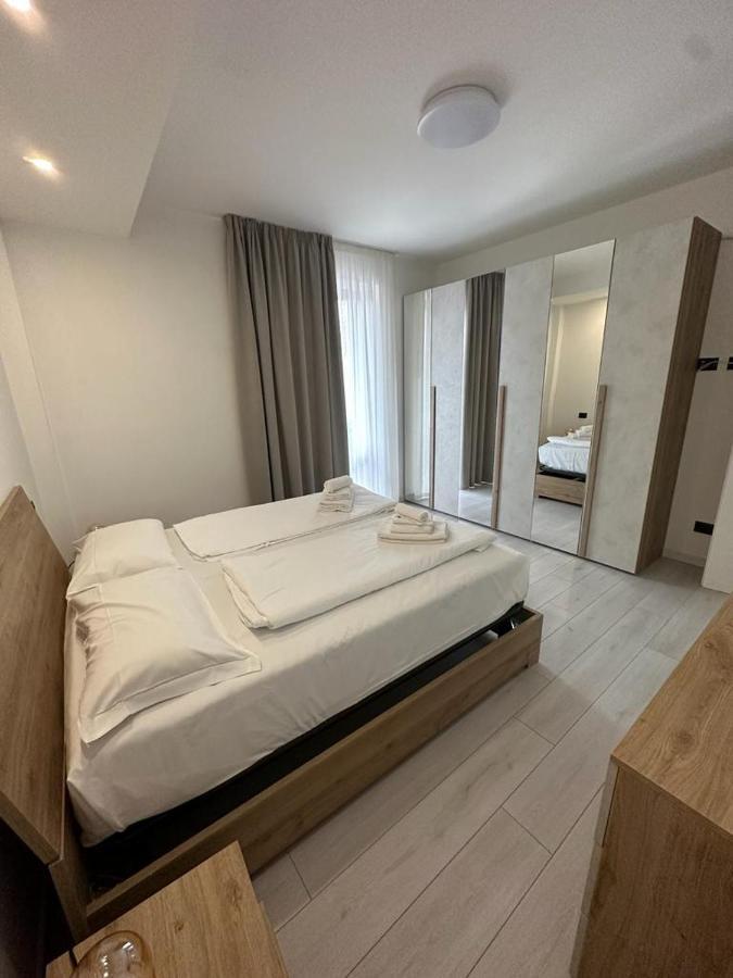 Cavour Apartment Center บาร์โดลิโน ภายนอก รูปภาพ
